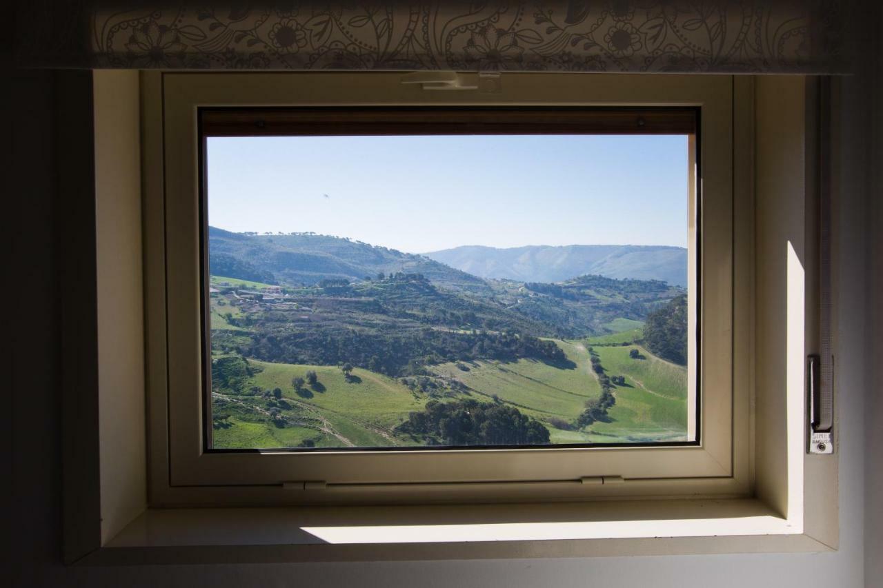 Hotel Experience Il Paesino Licodia Eubea Exteriér fotografie